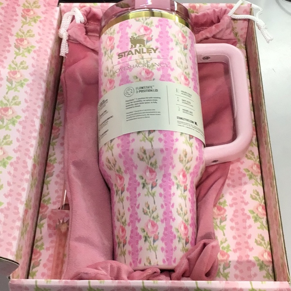 Blooming Heirloom Stanley X LoveShackFancy 40oz Tumbler NWT dustbag and bow